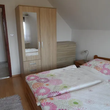 Apartament Berki